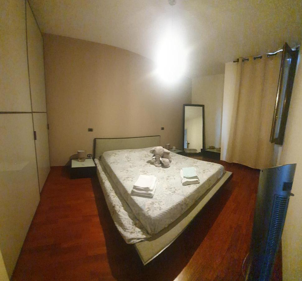 Casa Cristina Appartement Parma Buitenkant foto