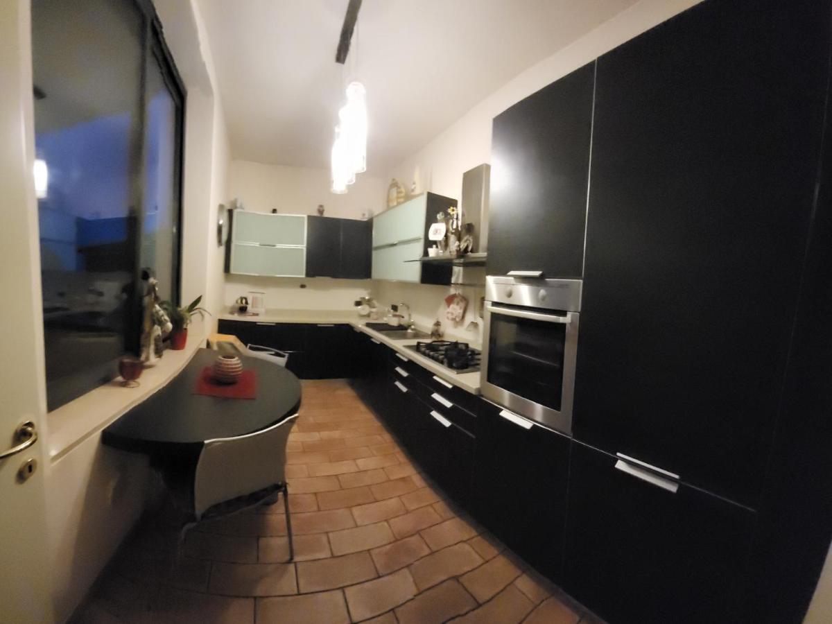 Casa Cristina Appartement Parma Buitenkant foto